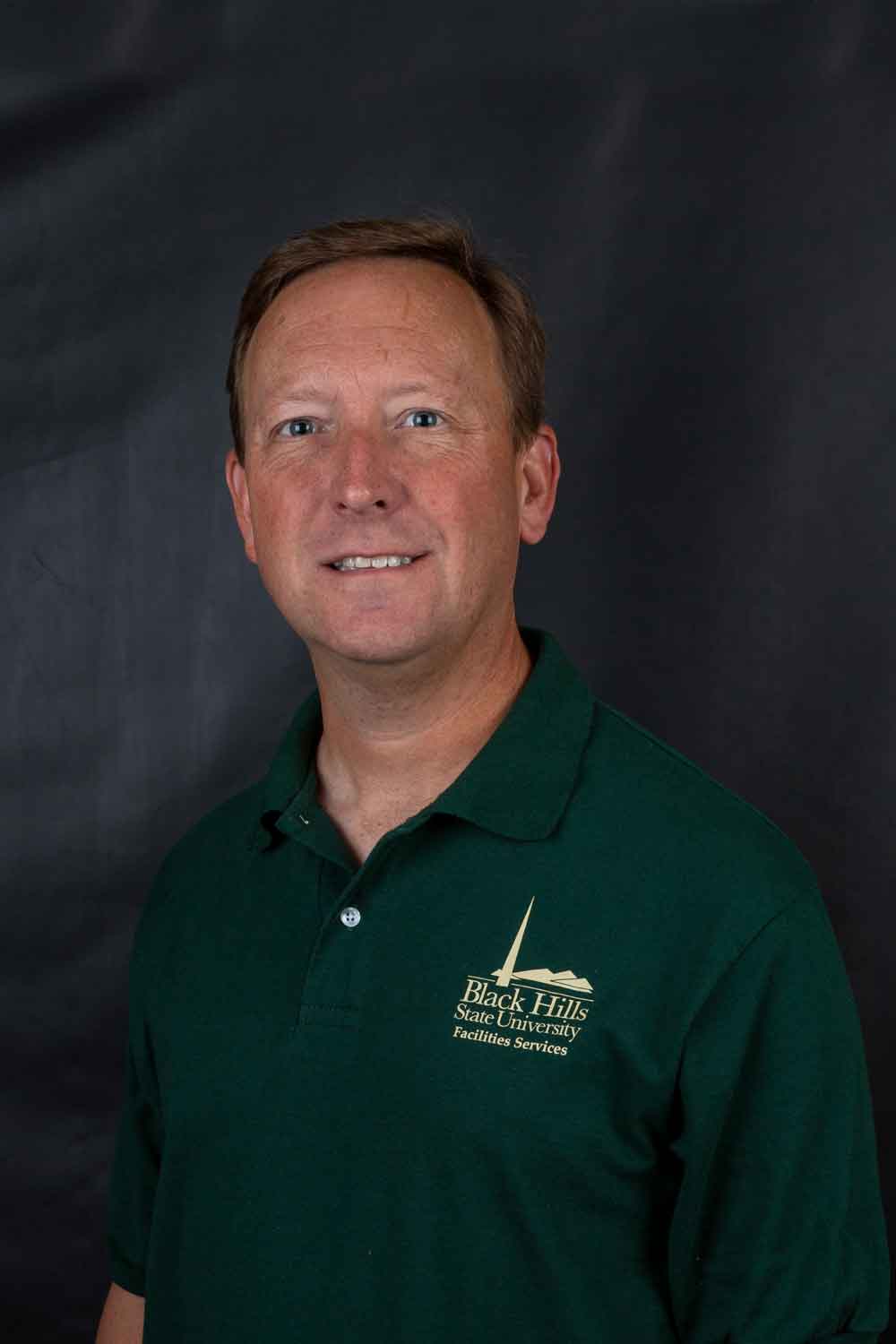 Profile Picture: 300w x 400h