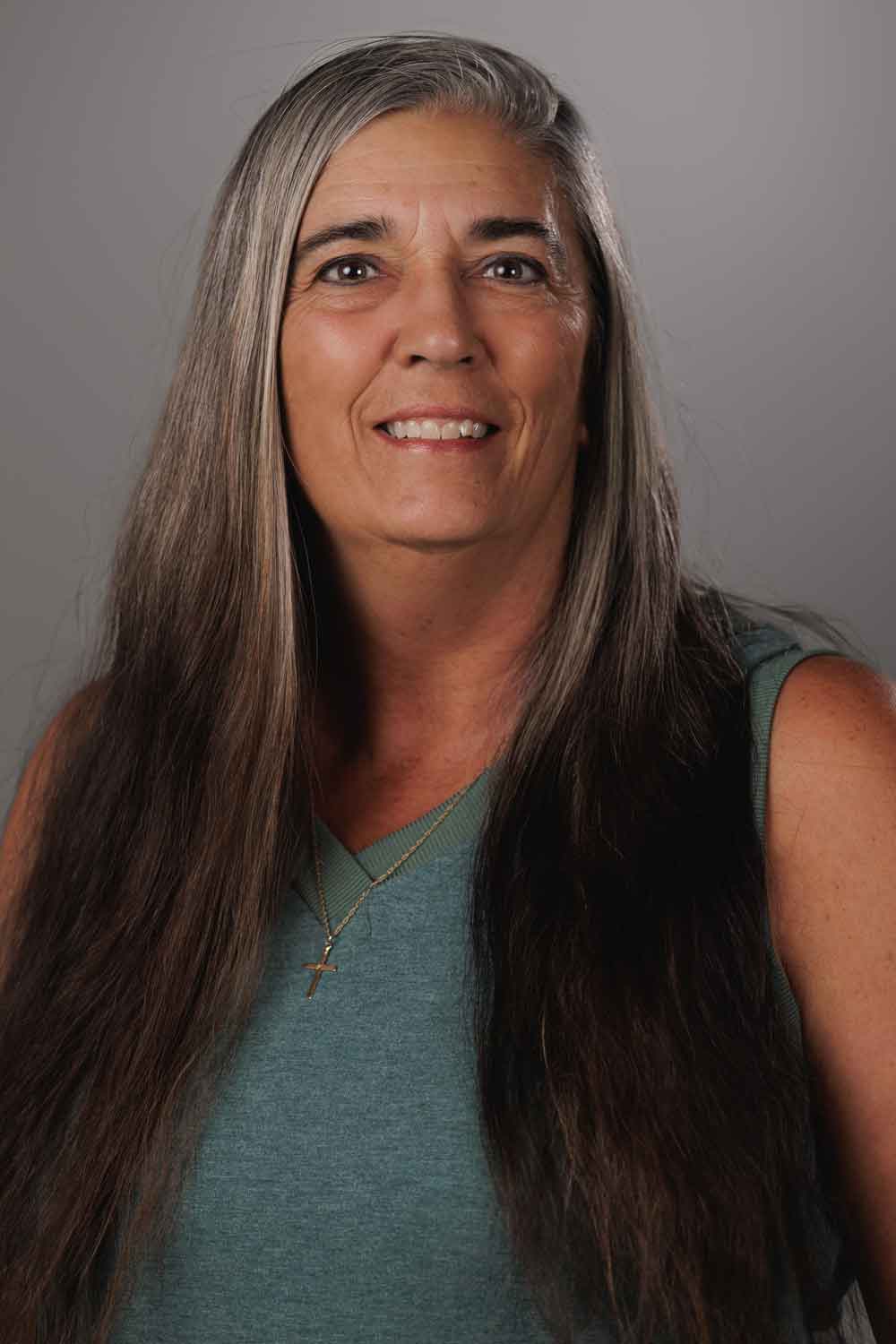 Profile Picture: 300w x 400h