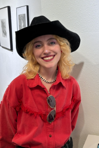 Graduate Hollie Hight smiles for the camera